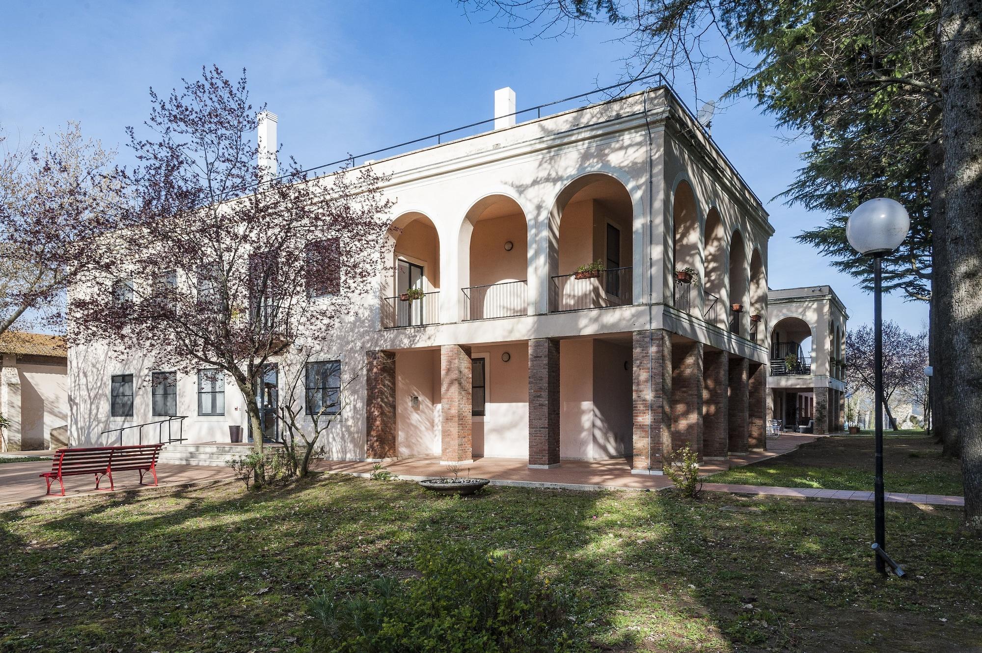 Hotel Villa Del Cardinale Norma ภายนอก รูปภาพ