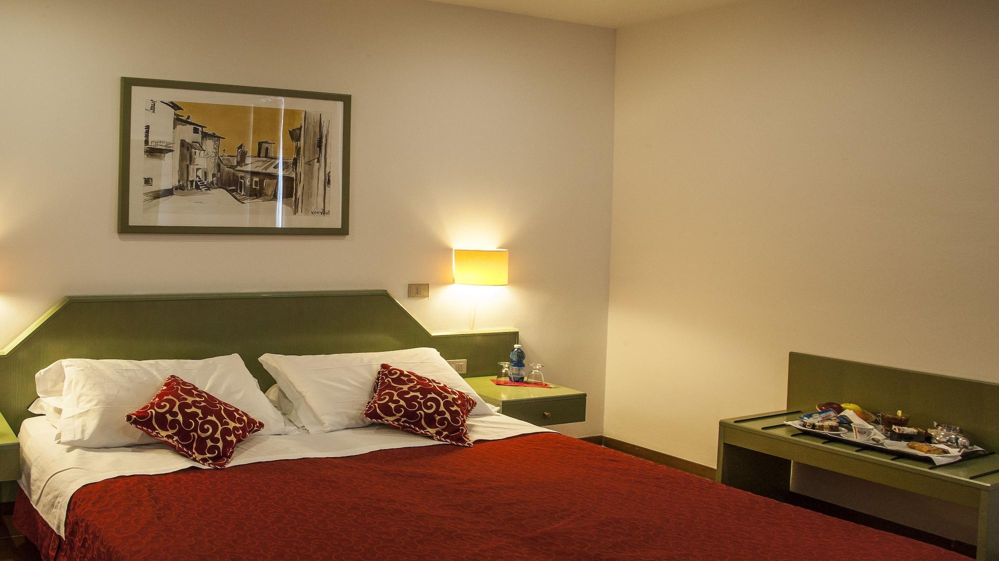 Hotel Villa Del Cardinale Norma ภายนอก รูปภาพ