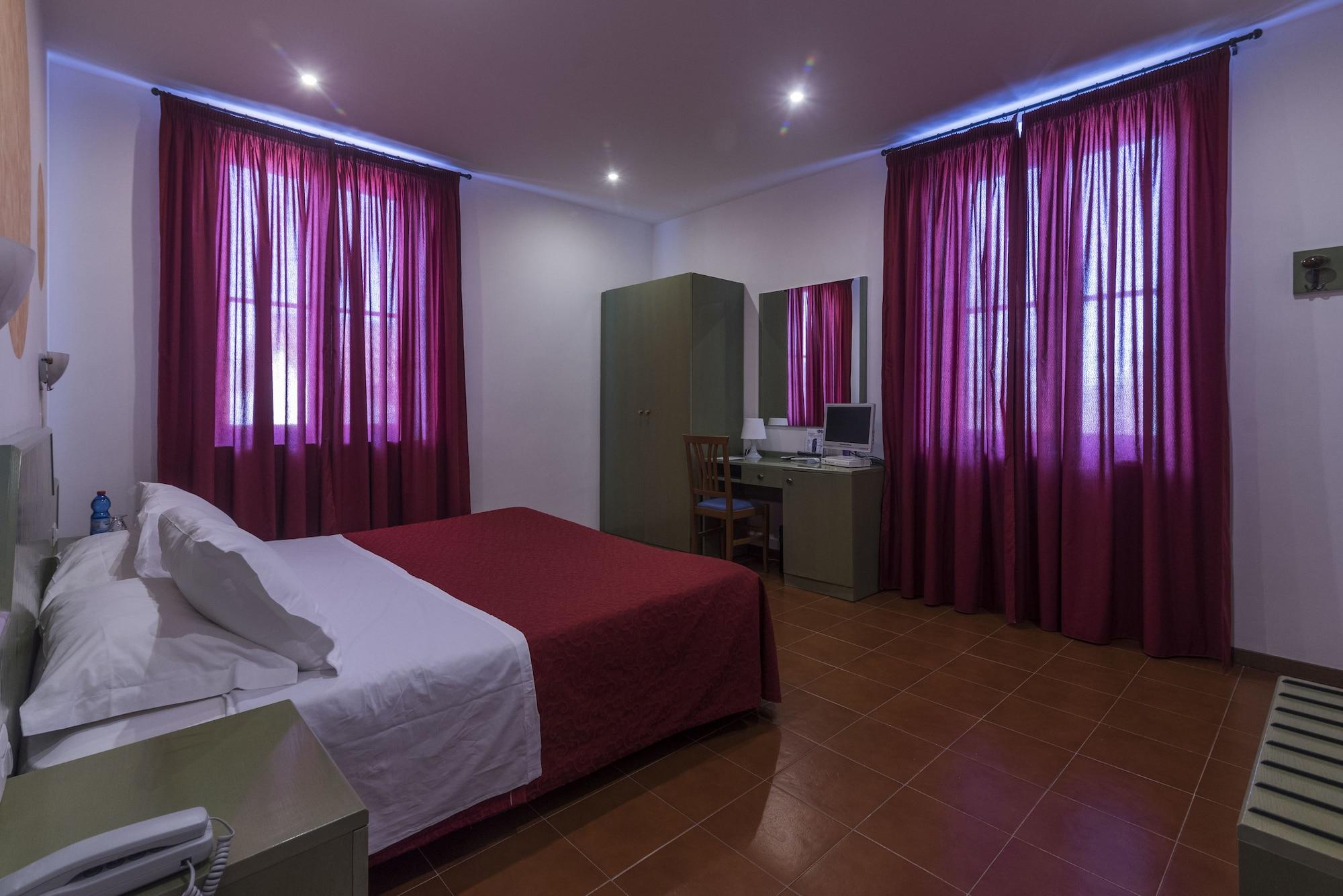 Hotel Villa Del Cardinale Norma ภายนอก รูปภาพ