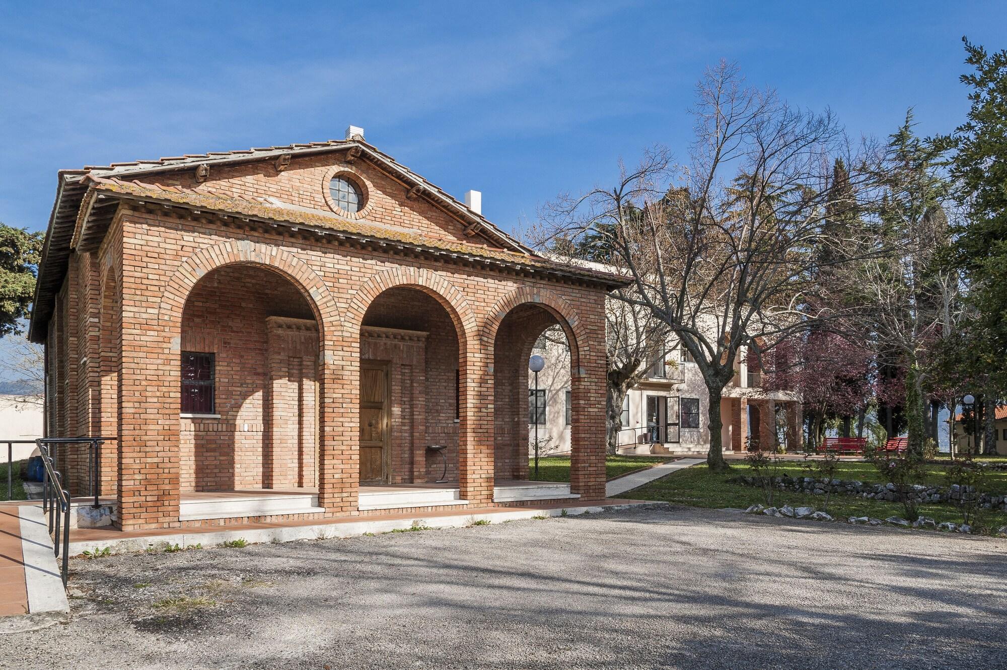 Hotel Villa Del Cardinale Norma ภายนอก รูปภาพ