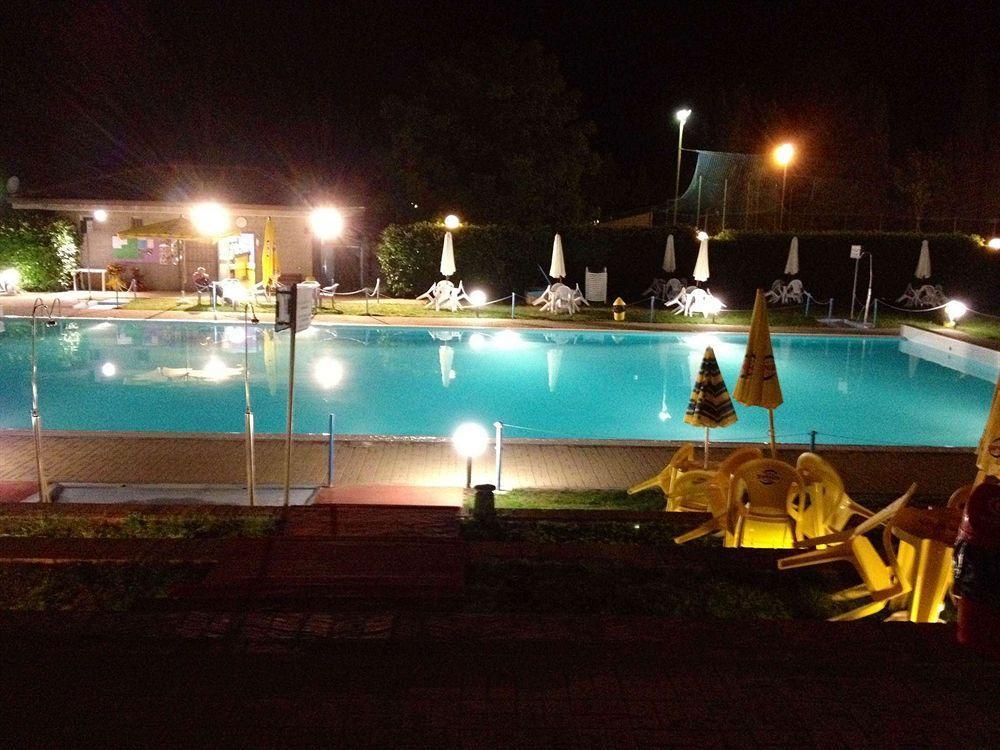 Hotel Villa Del Cardinale Norma ภายนอก รูปภาพ
