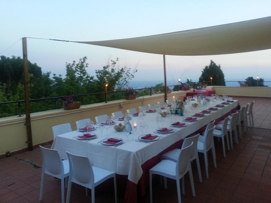 Hotel Villa Del Cardinale Norma ภายนอก รูปภาพ